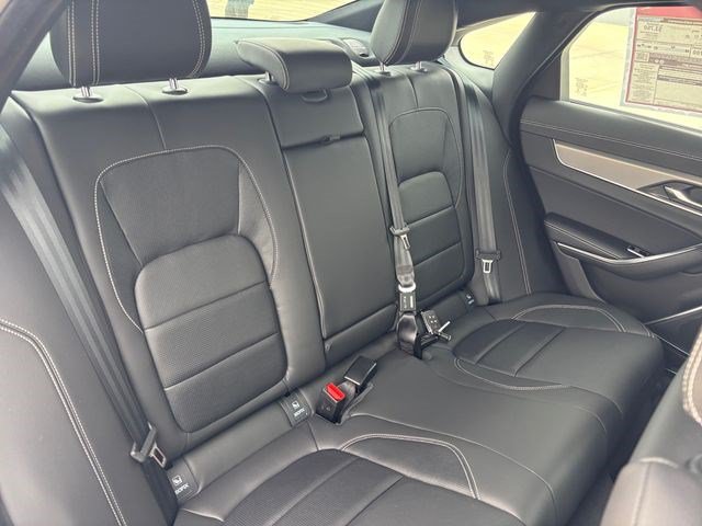 New 2024 Jaguar XF R-Dynamic SE AWD/4WD image 17
