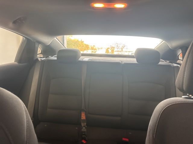 Used 2024 Chevrolet Malibu LT image 15