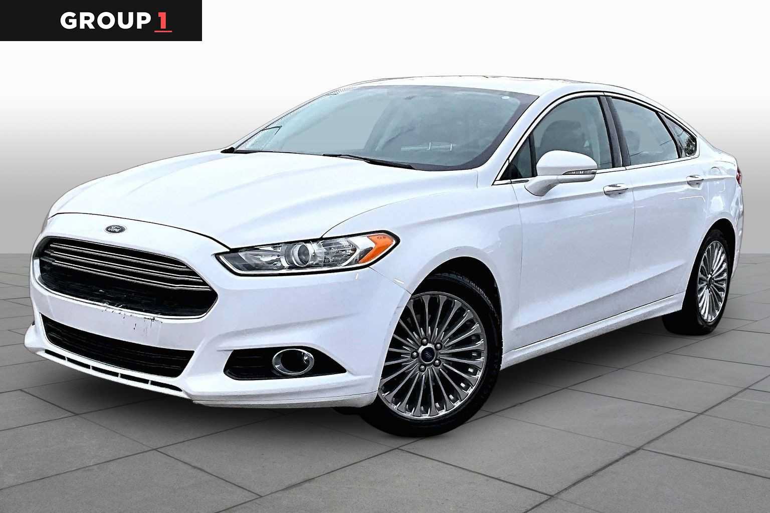 Used 2016 Ford Fusion Titanium FWD image 1