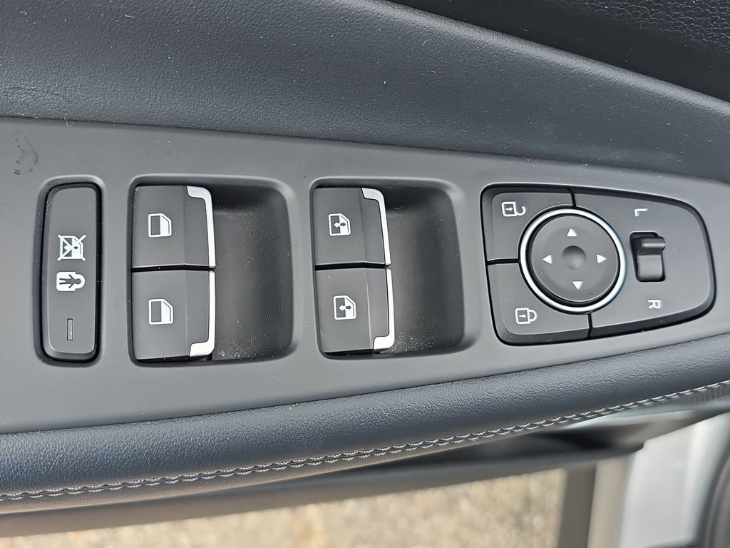 Used 2020 Hyundai Santa Fe Limited image 27