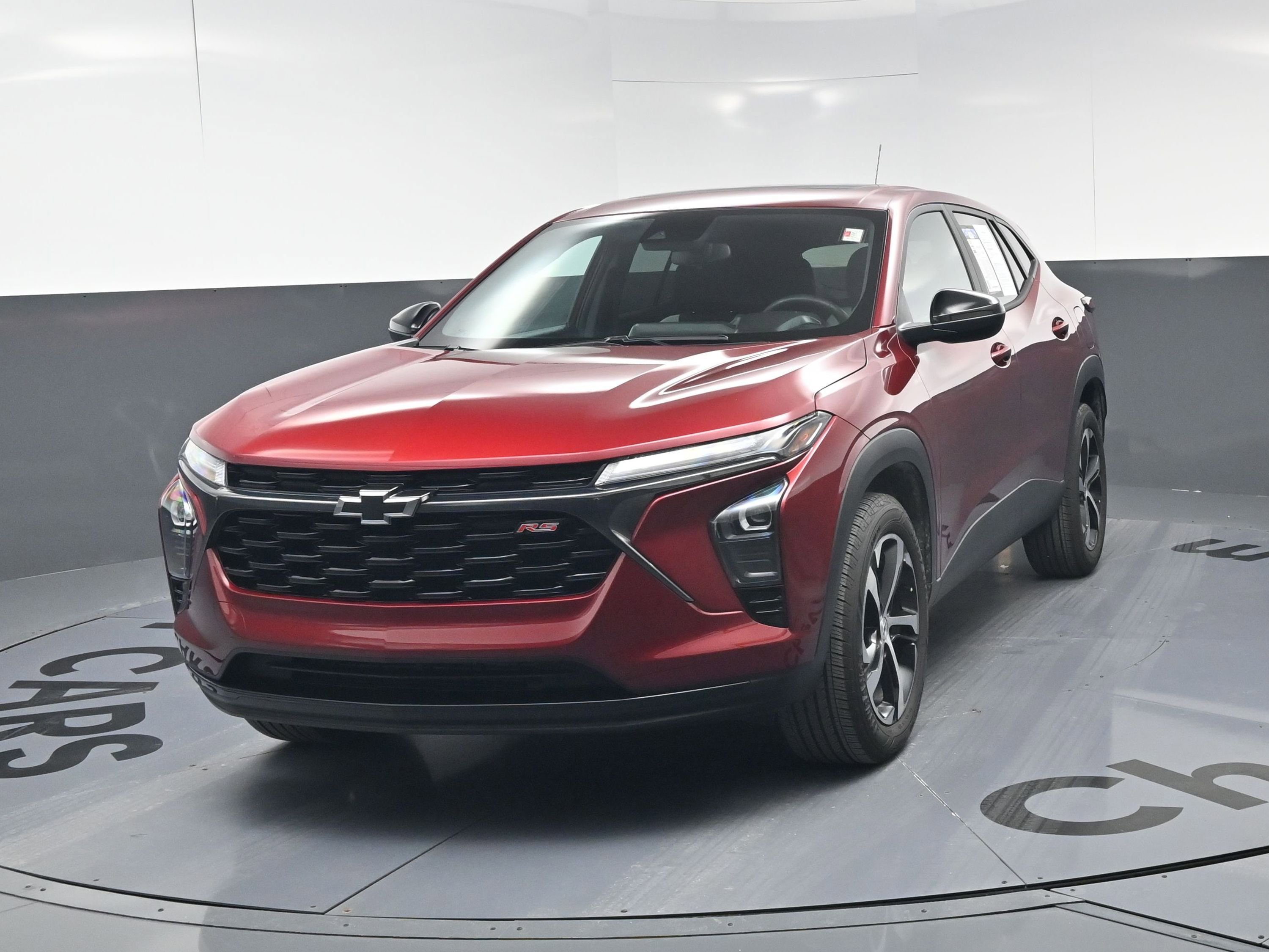 Used 2024 Chevrolet Trax RS w/ Sunroof Package image 11