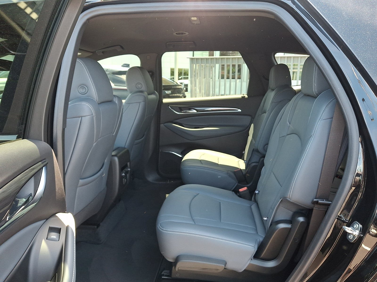 Used 2023 Buick Enclave Essence w/ Sport Touring Edition AWD/4WD image 10