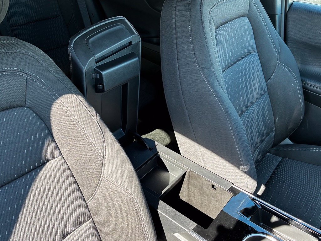 Used 2026 Chevrolet Equinox LT AWD/4WD image 19