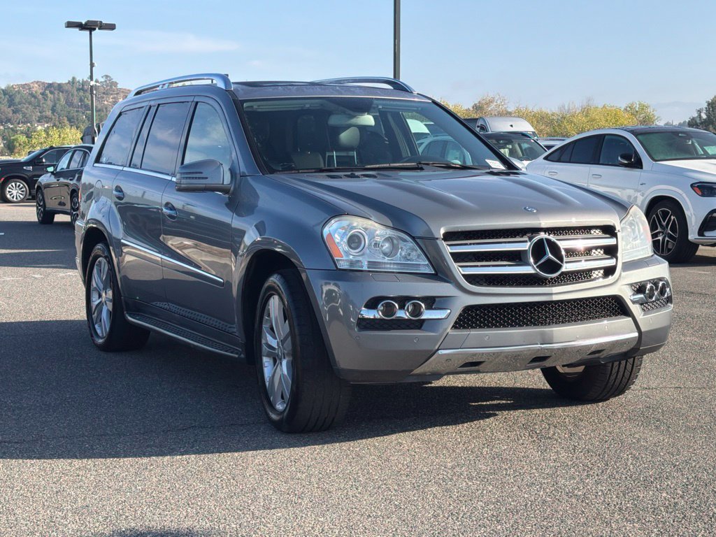 Used 2011 Mercedes-Benz GL 450 4MATIC image 4