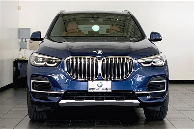 Used 2023 BMW X5 sDrive40i w/ Parking Assistance Package image 3