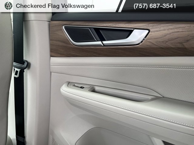 New 2025 Volkswagen Atlas SE image 52