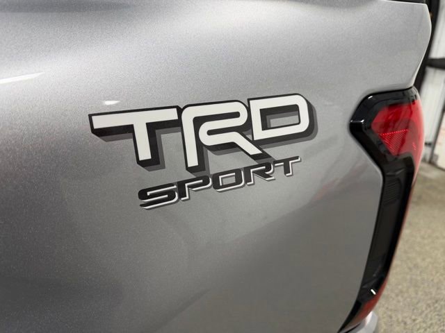 Used 2024 Toyota Tacoma TRD Sport w/ TRD Sport Upgrade Package image 29