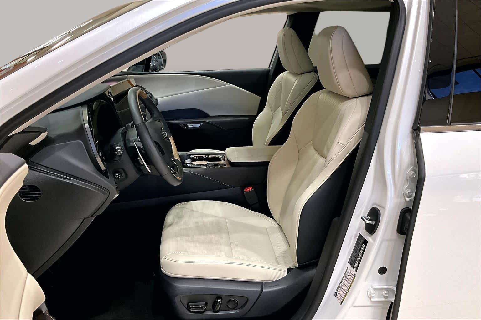 Used 2025 Lexus RX 350 w/ Convenience Package AWD/4WD image 7