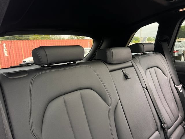 Used 2020 BMW X5 xDrive40i w/ Premium Package AWD/4WD image 28