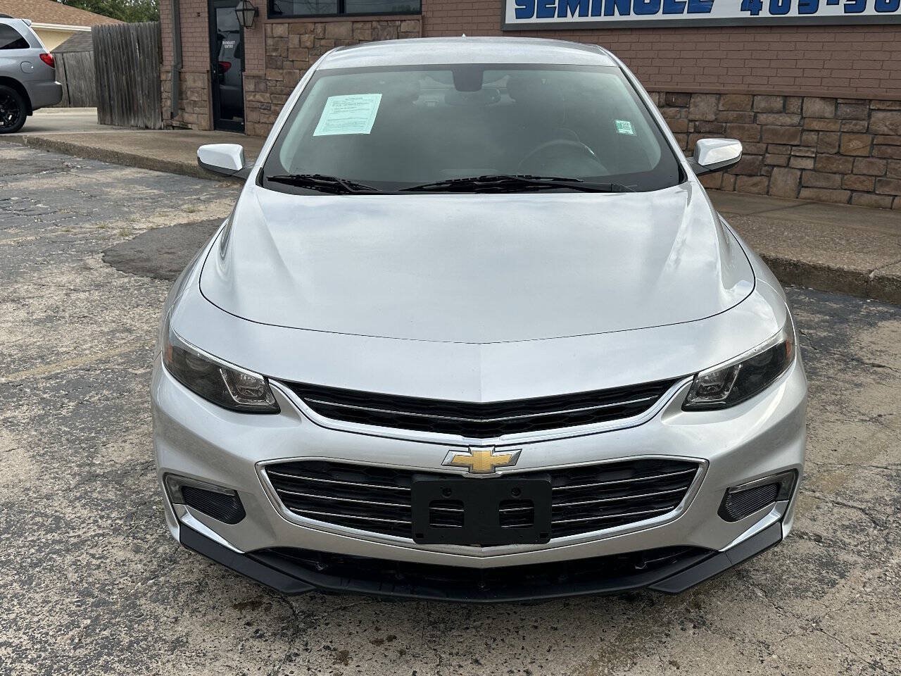 Used 2018 Chevrolet Malibu LT FWD image 3