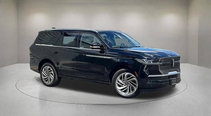 New 2026 Lincoln Navigator L Reserve