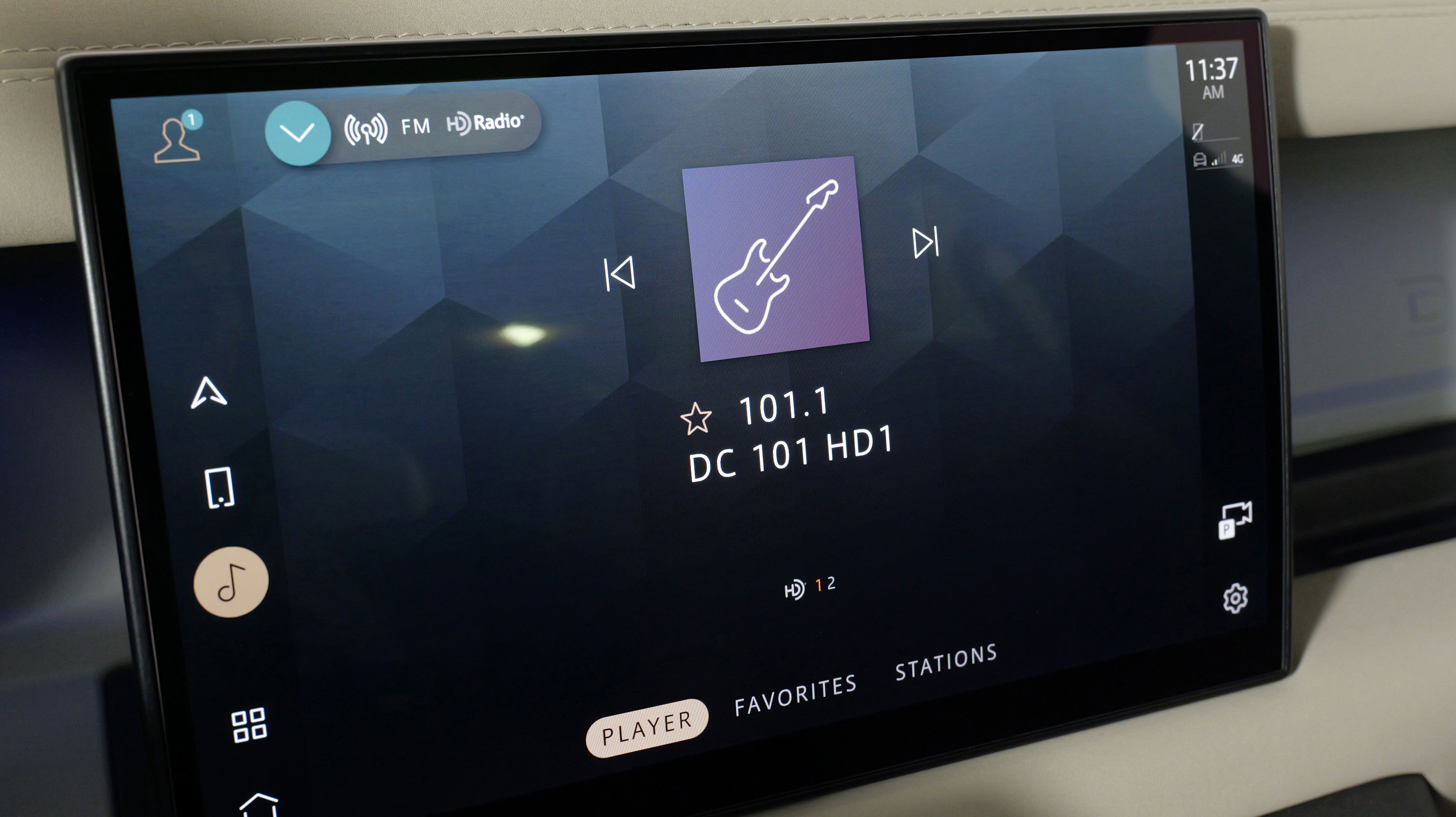 Used 2022 Land Rover Defender 110 SE image 50