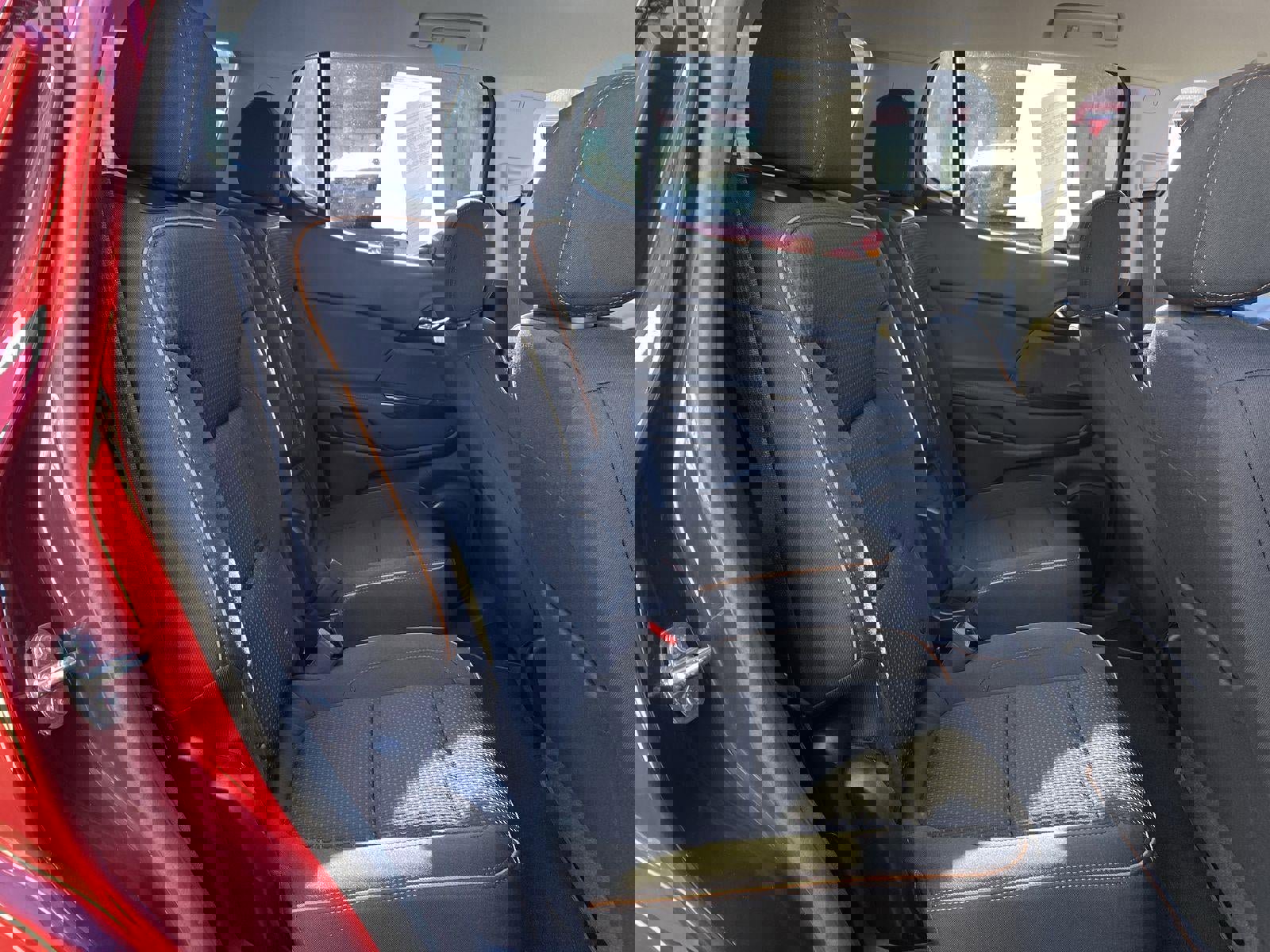 Used 2023 GMC Acadia AT4 image 19