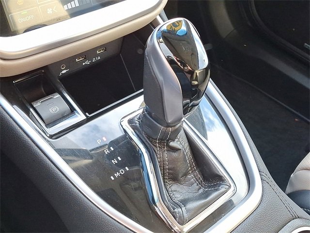 Used 2020 Subaru Outback Limited image 16