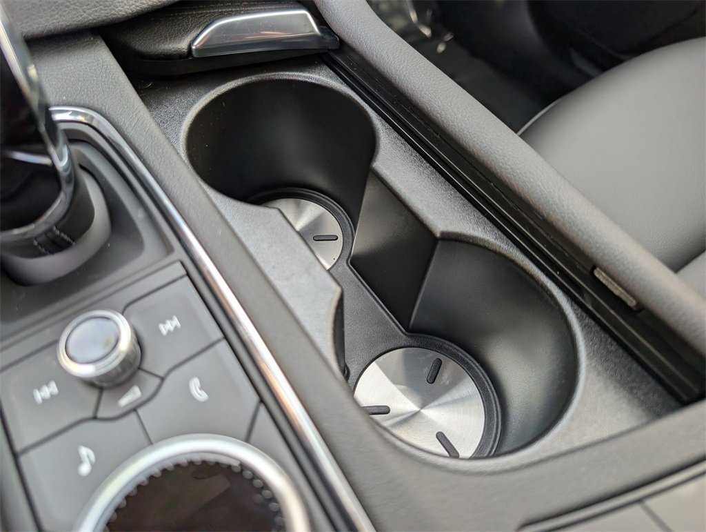 New 2026 Cadillac XT5 Luxury image 30