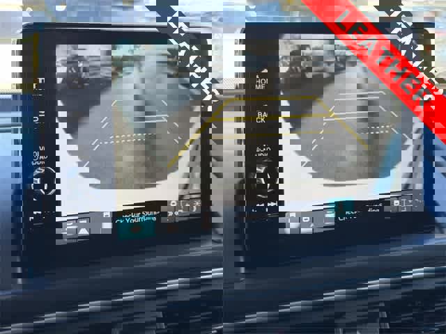 Used 2024 Honda Pilot EX-L image 3