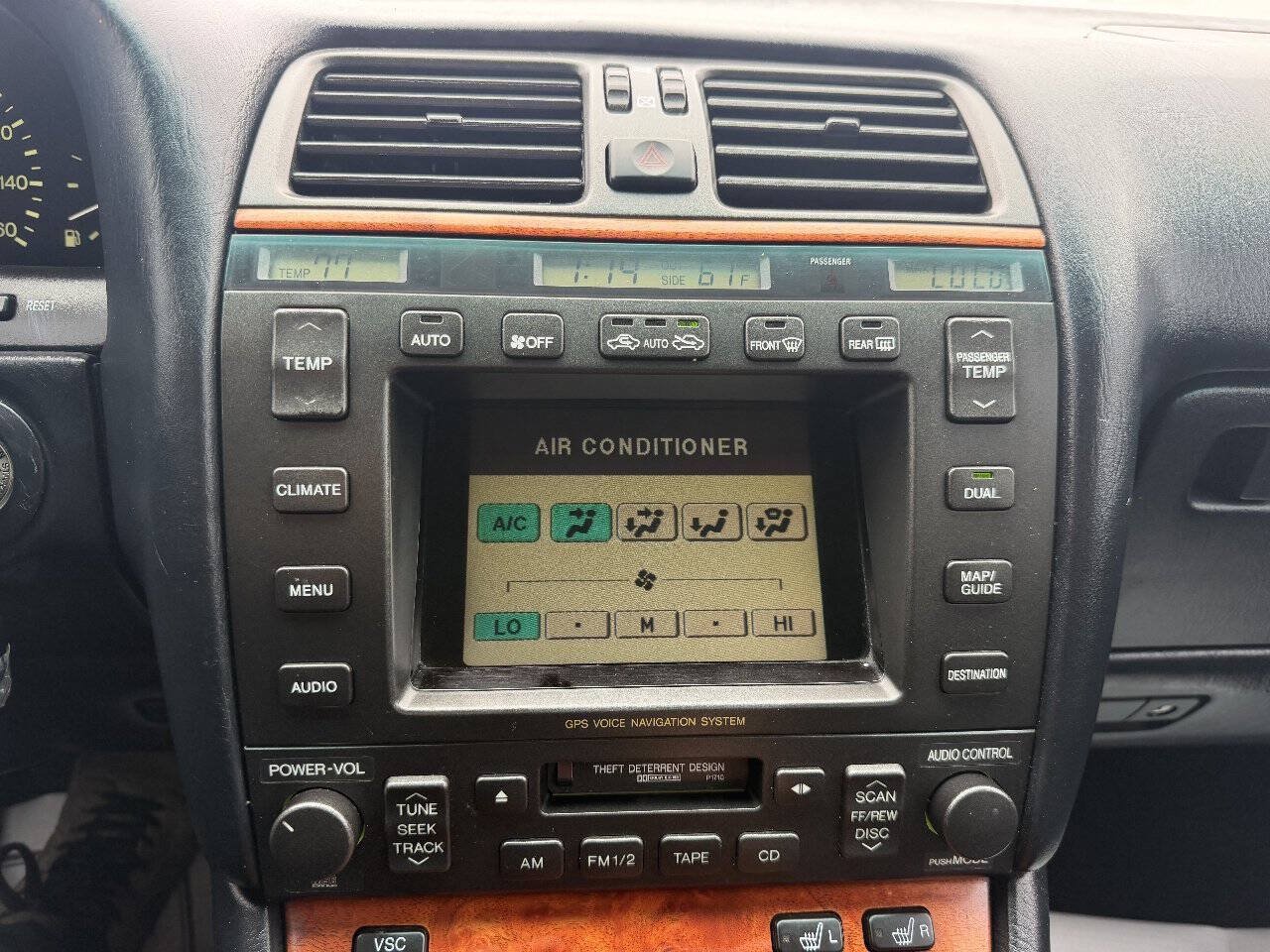 Used 1998 Lexus LS 400 RWD image 30