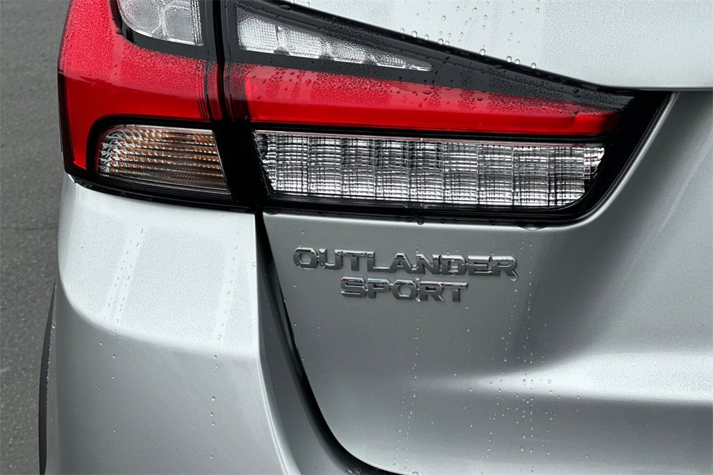 Used 2025 Mitsubishi Outlander Sport ES image 31