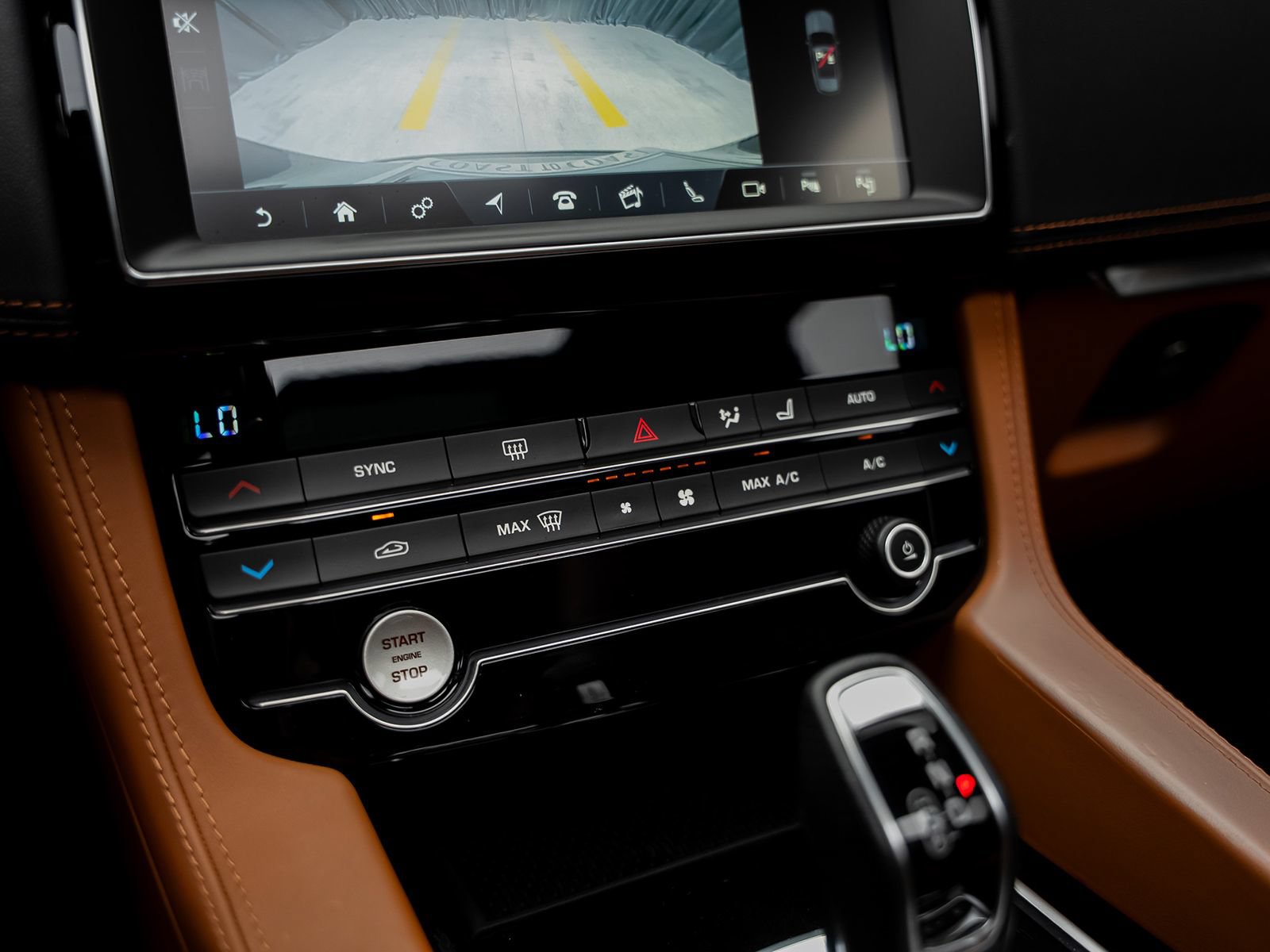 Used 2020 Jaguar F-PACE SVR AWD/4WD image 50