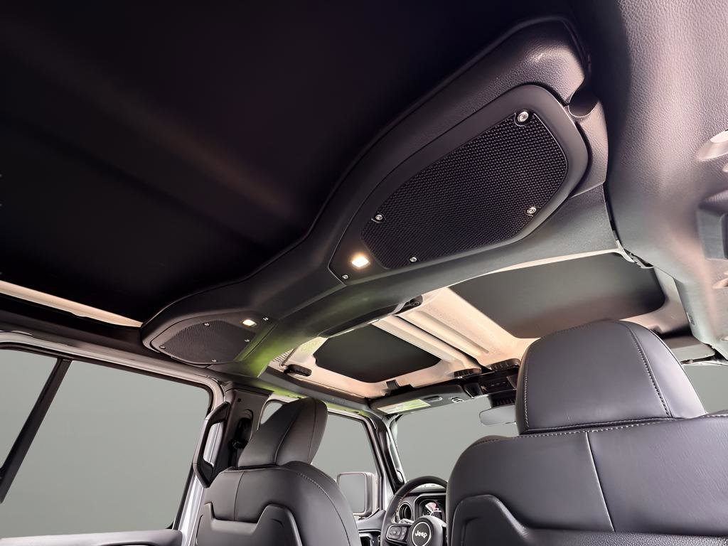 Used 2025 Jeep Wrangler Rubicon 392 image 25