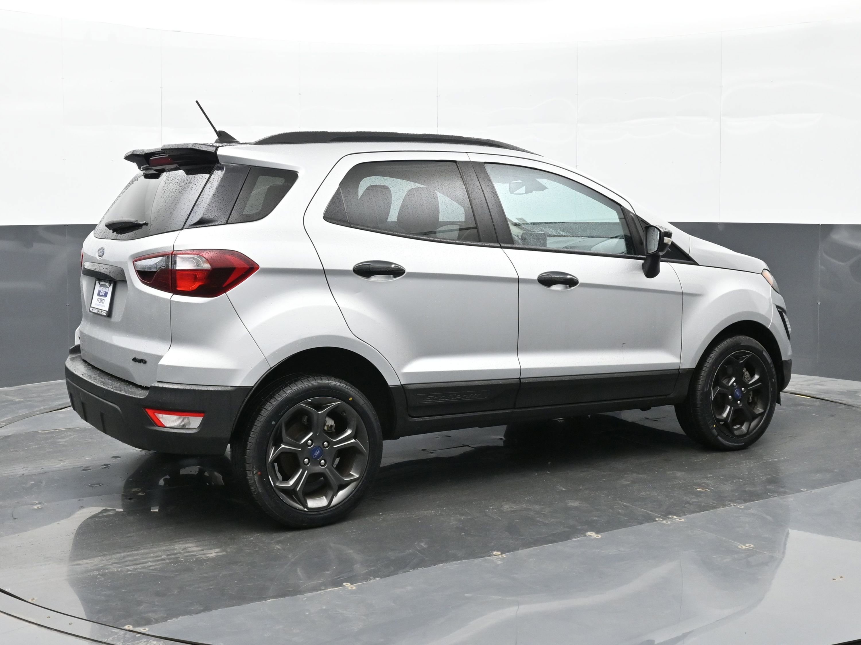 Used 2021 Ford EcoSport SES image 4
