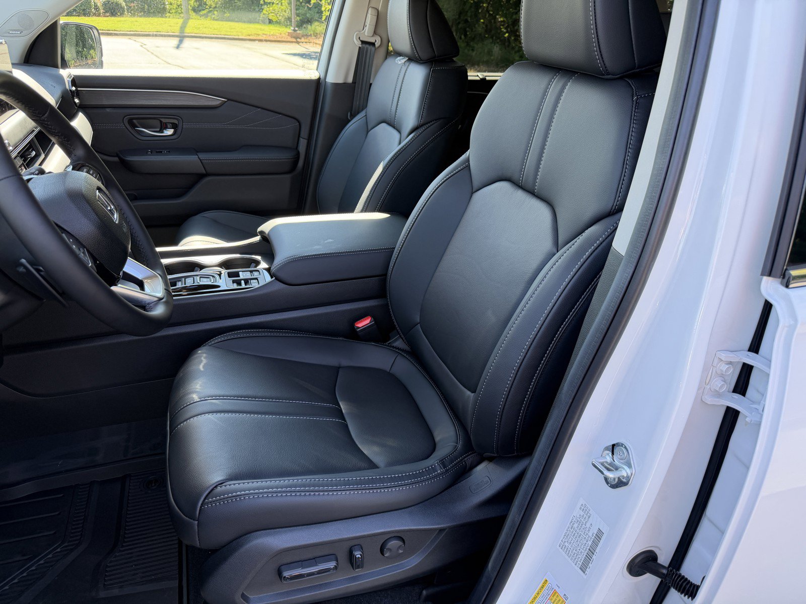 New 2026 Honda Pilot Touring image 14