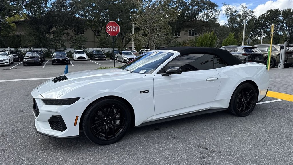 Used 2024 Ford Mustang GT Premium image 11