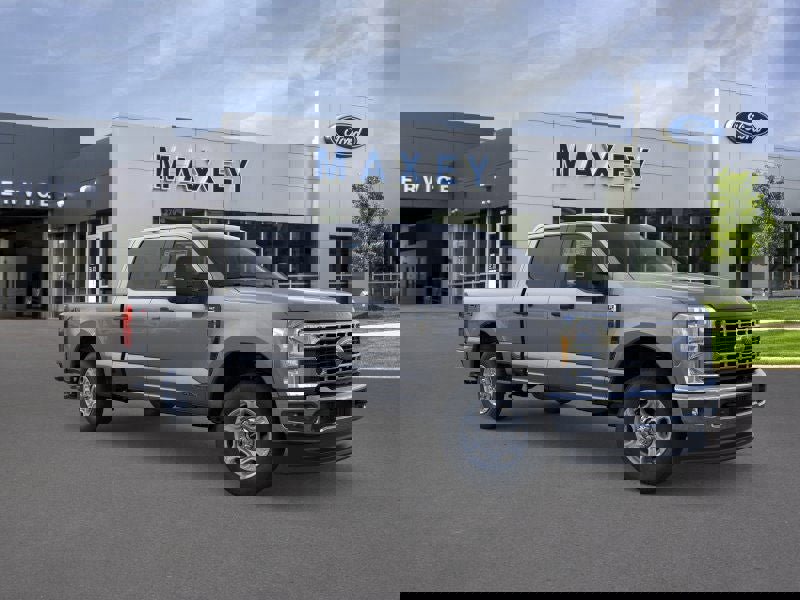 New 2026 Ford F350 XLT image 7