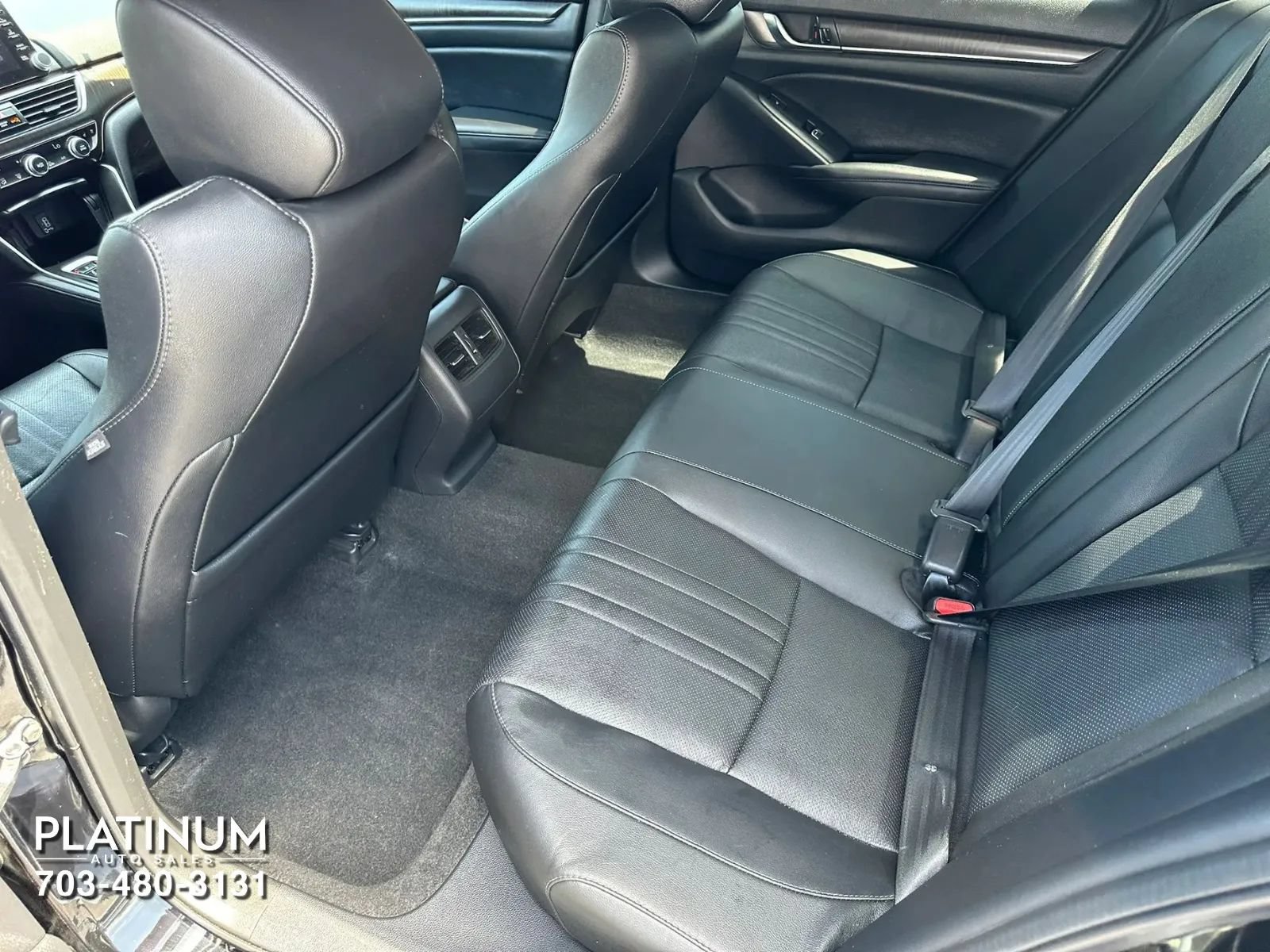Used 2020 Honda Accord Touring image 12