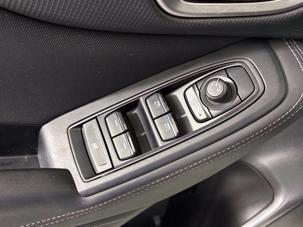 Used 2024 Subaru Forester Premium AWD/4WD image 12