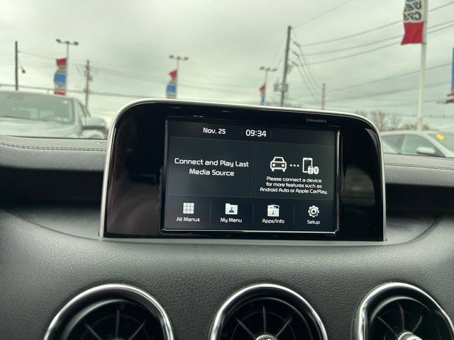 Used 2020 Kia Stinger GT-Line image 17