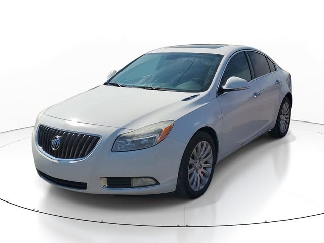 Used 2013 Buick Regal Premium FWD image 2