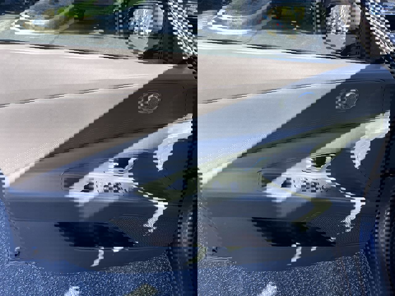 Used 2024 Hyundai Elantra SEL image 14