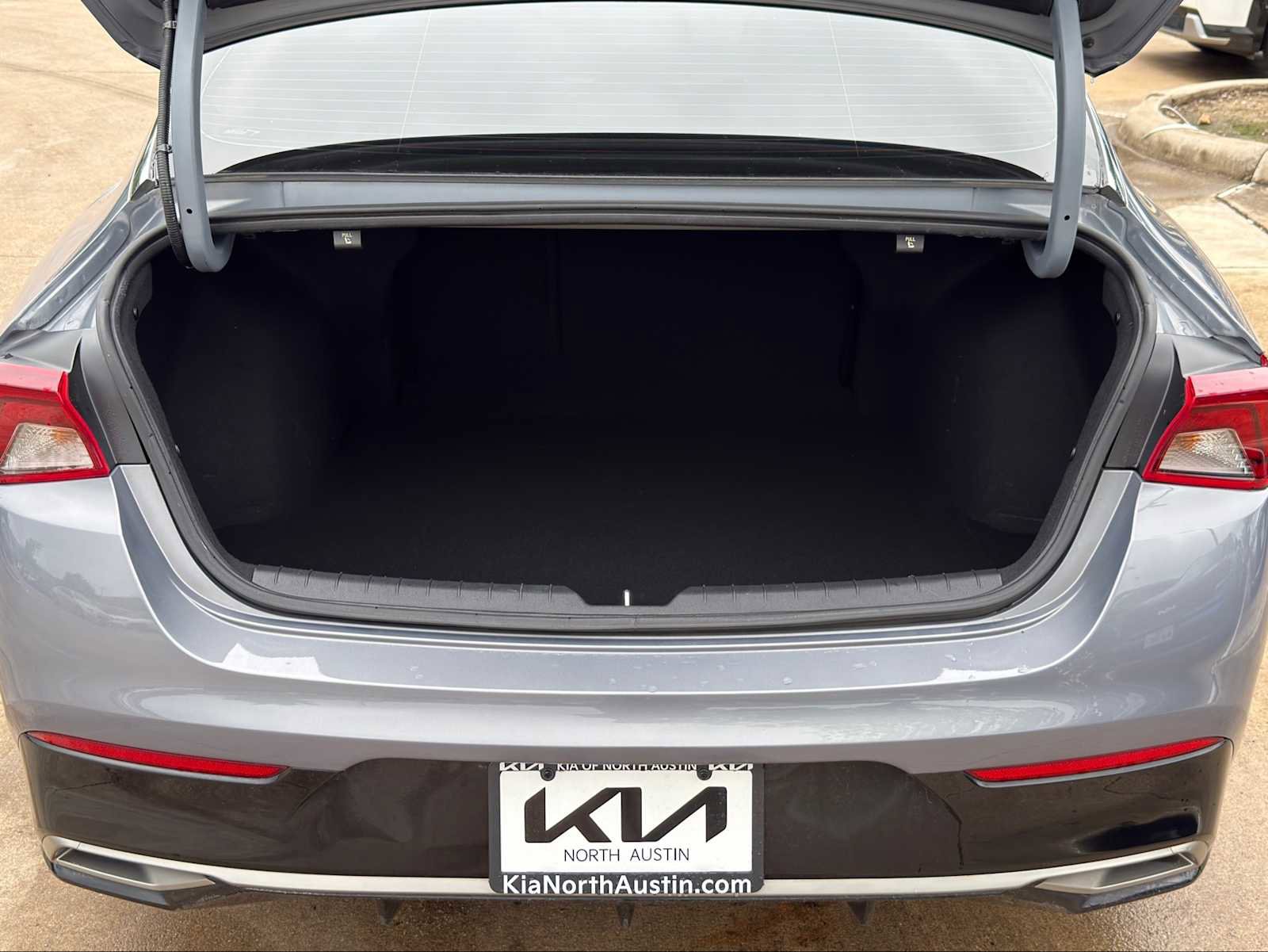 Used 2022 Kia K5 LXS image 7