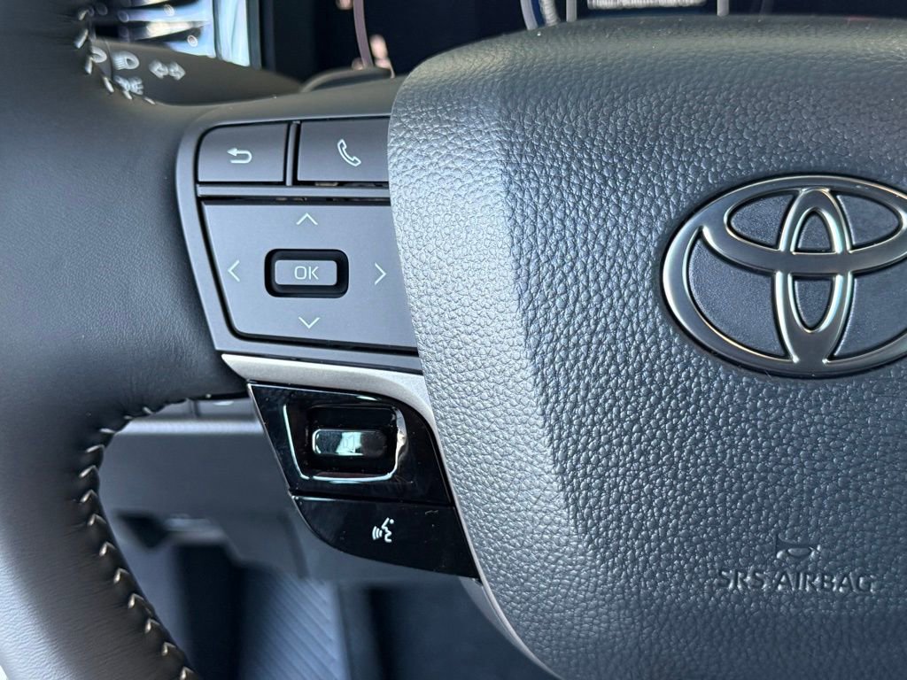 New 2026 Toyota Camry SE FWD image 21