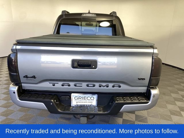 Used 2017 Toyota Tacoma Limited w/ Tow Package AWD/4WD image 7
