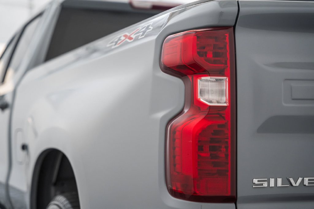 Used 2024 Chevrolet Silverado 1500 Custom AWD/4WD image 8