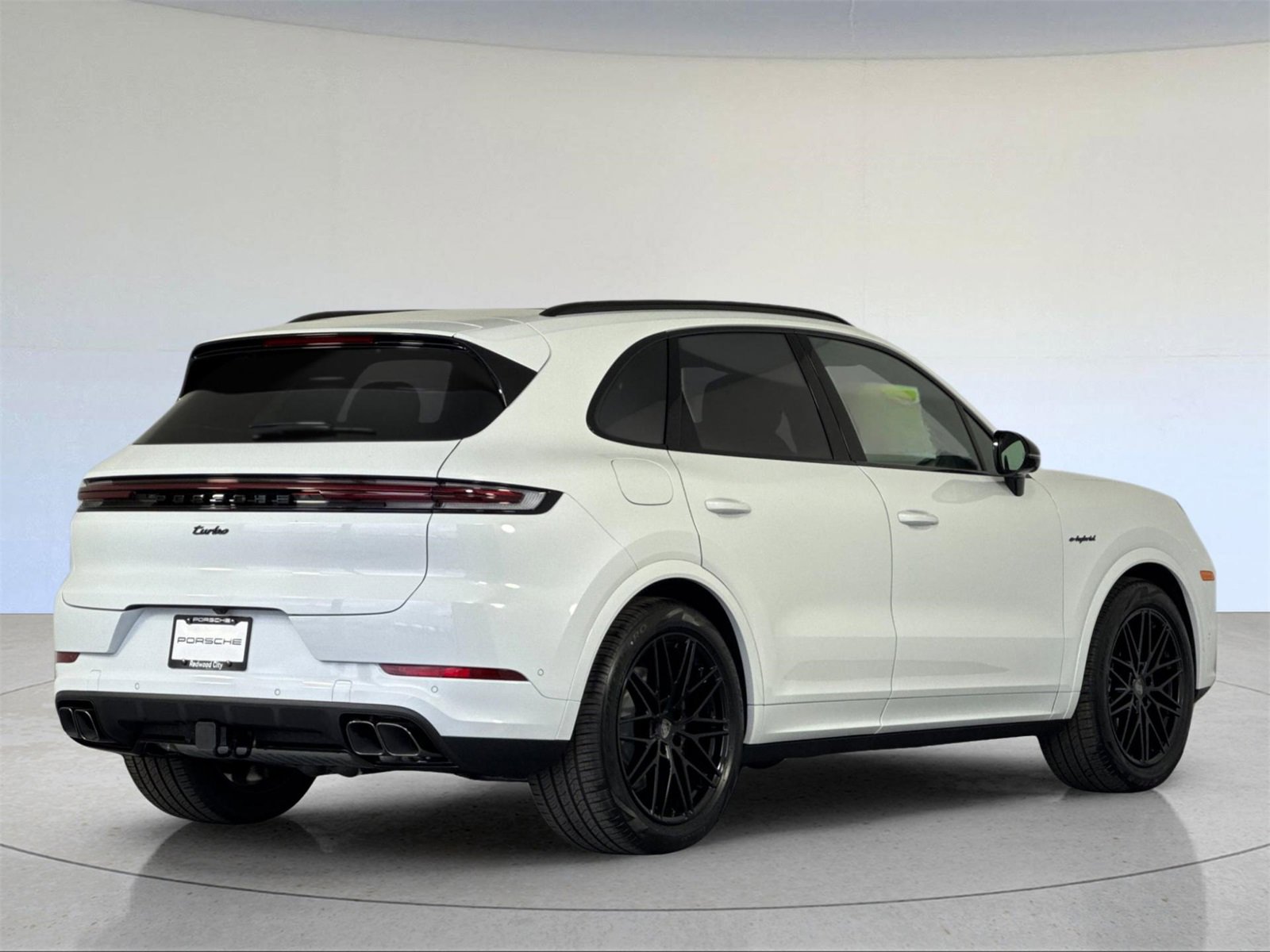 New 2026 Porsche Cayenne Turbo image 8