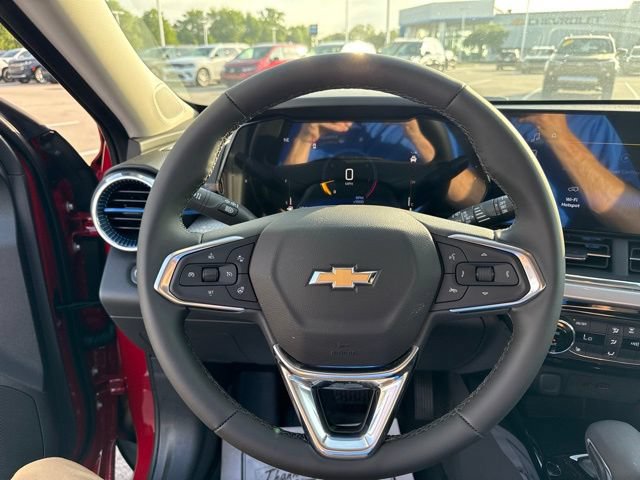 New 2026 Chevrolet Trax LT w/ Driver Confidence Package FWD image 16