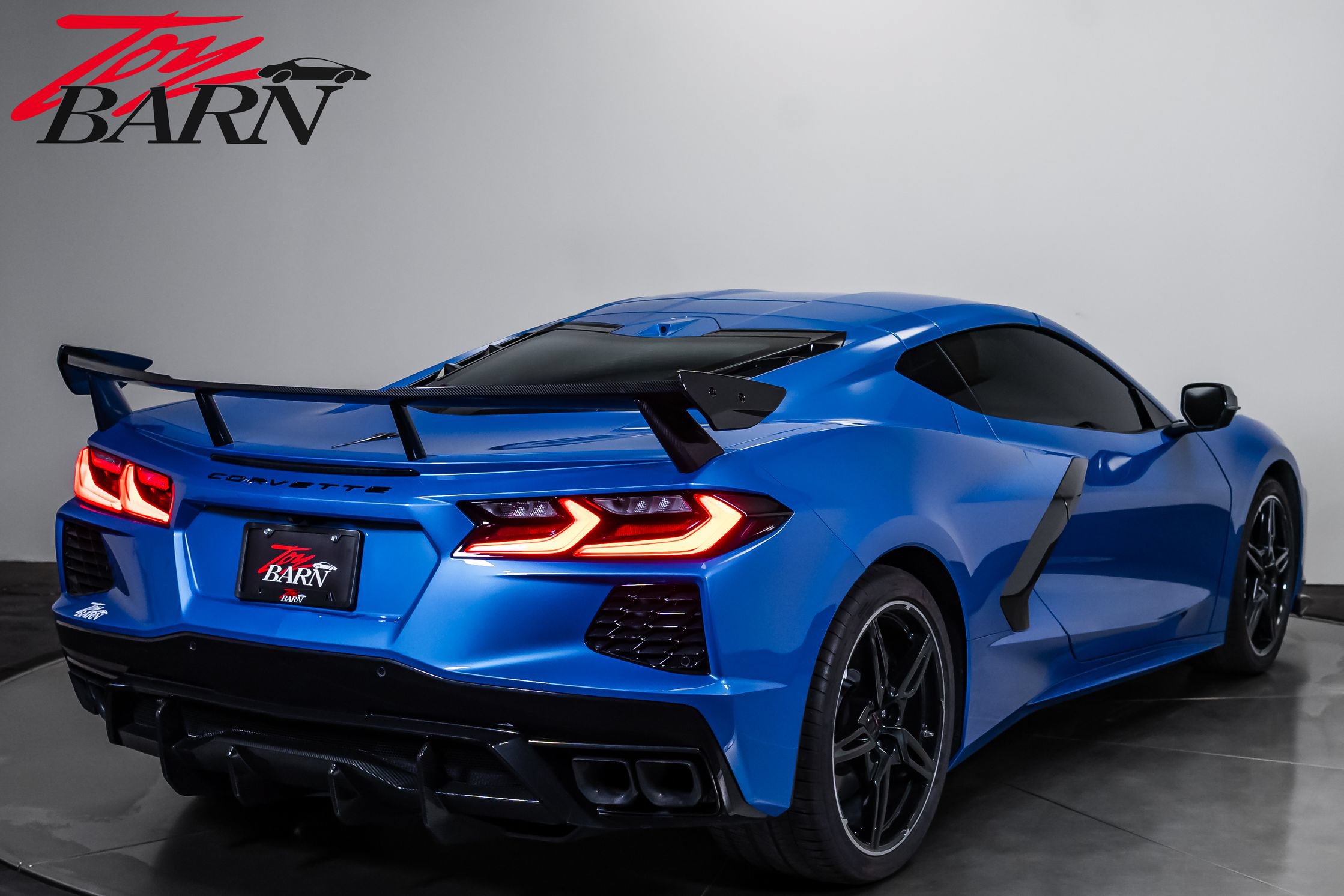 Used 2024 Chevrolet Corvette Stingray Preferred Cpe w/ Battery Protection Package RWD image 13