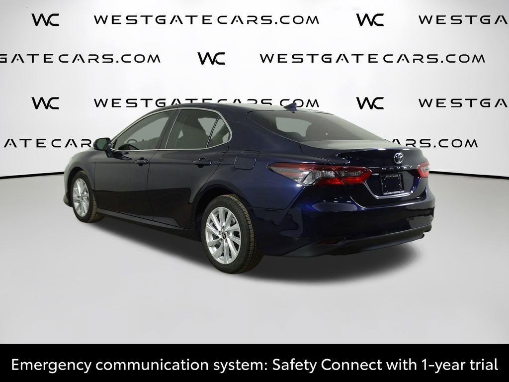 Used 2022 Toyota Camry LE image 5