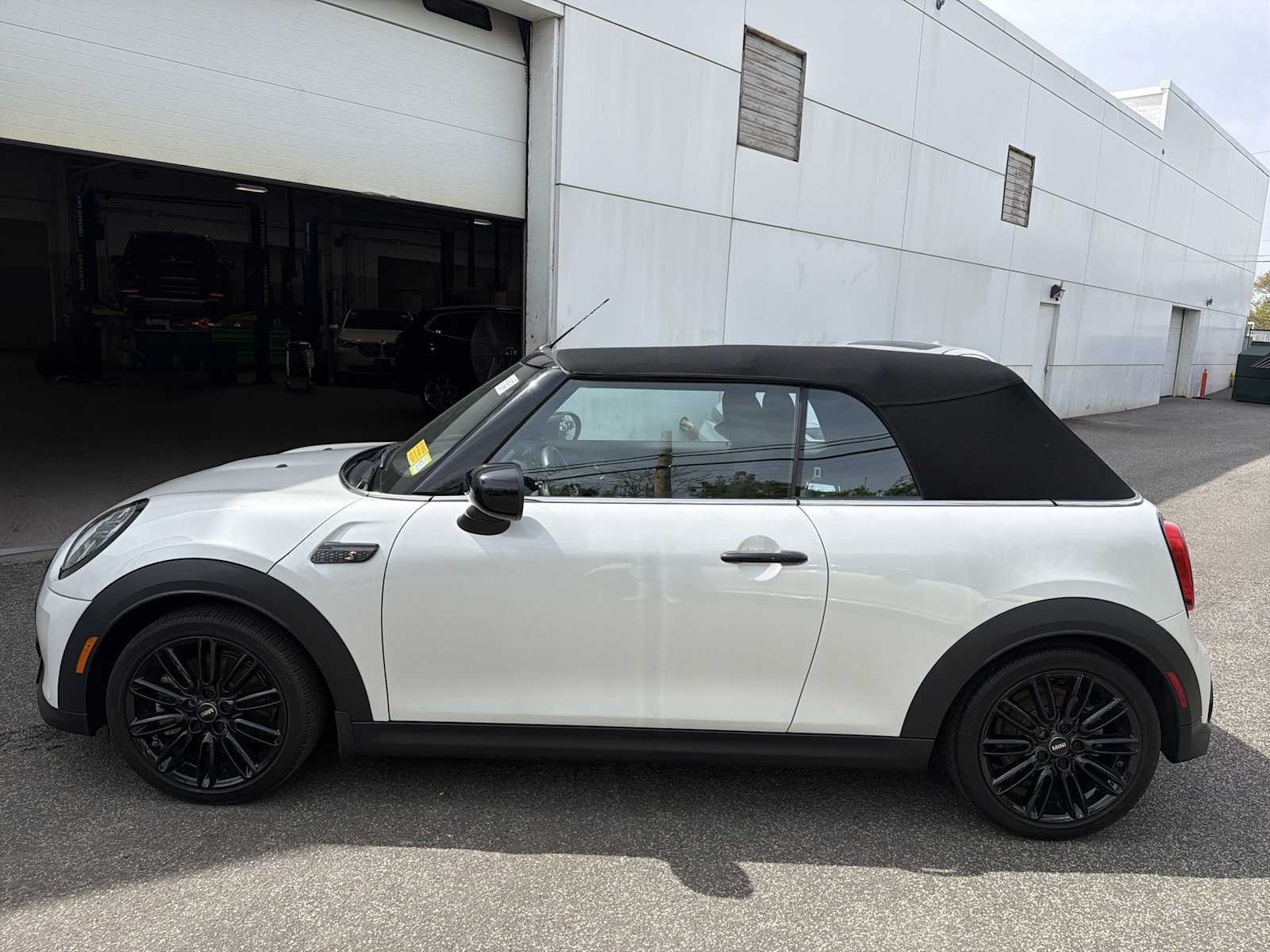 Used 2024 MINI Cooper S FWD image 4