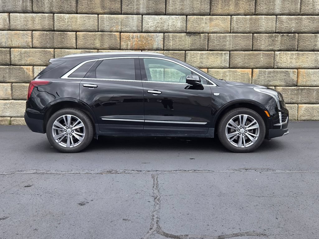 Used 2024 Cadillac XT5 Premium Luxury w/ LPO, Floor Liner Package AWD/4WD image 6