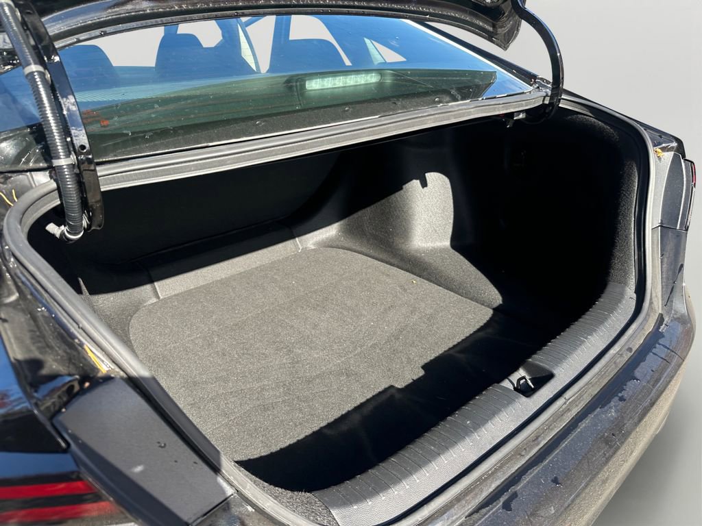 Used 2025 Honda Accord LX image 28