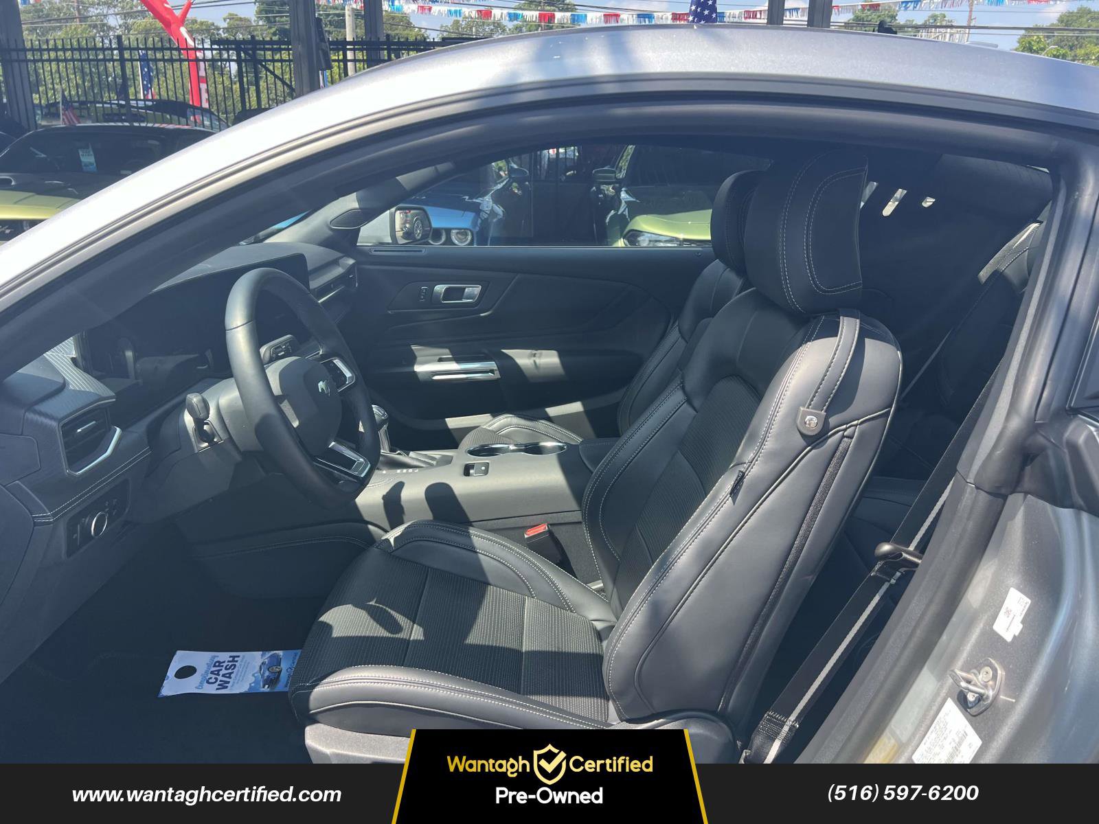 Used 2024 Ford Mustang Premium image 9