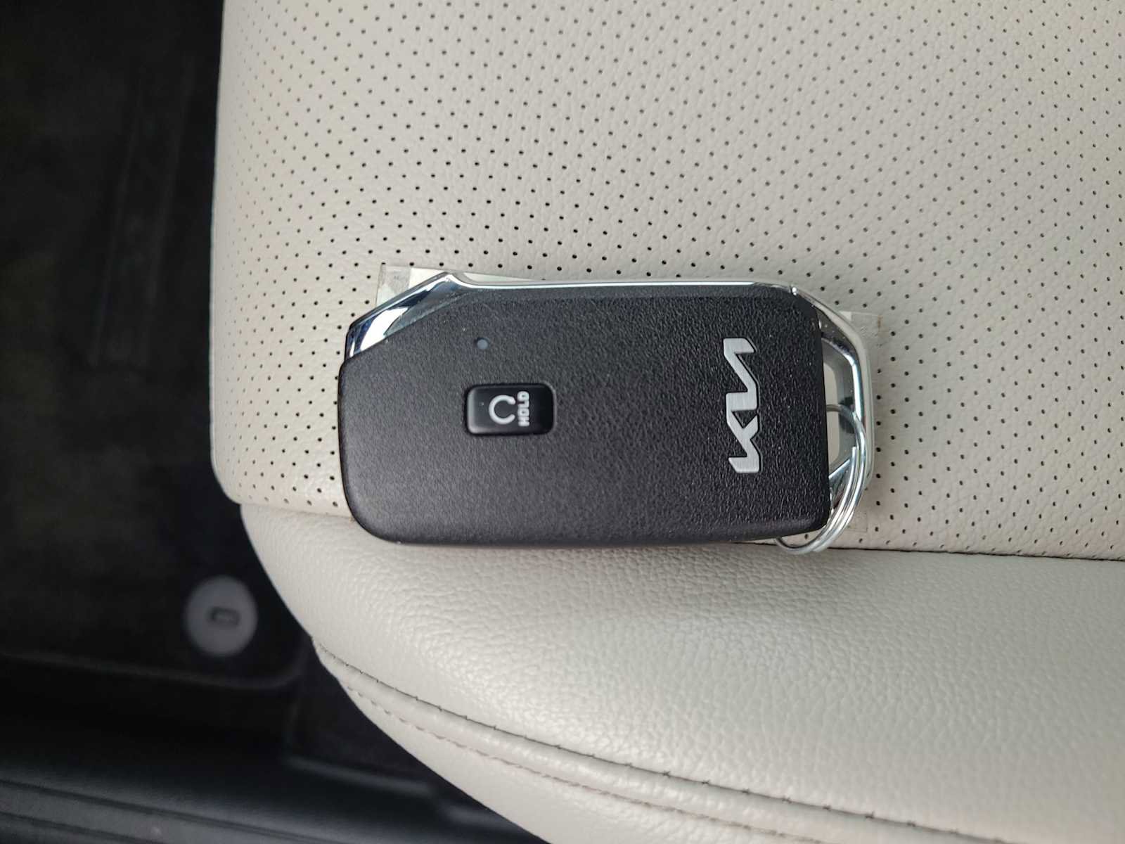 Used 2023 Kia Sportage EX w/ EX Premium Package image 28