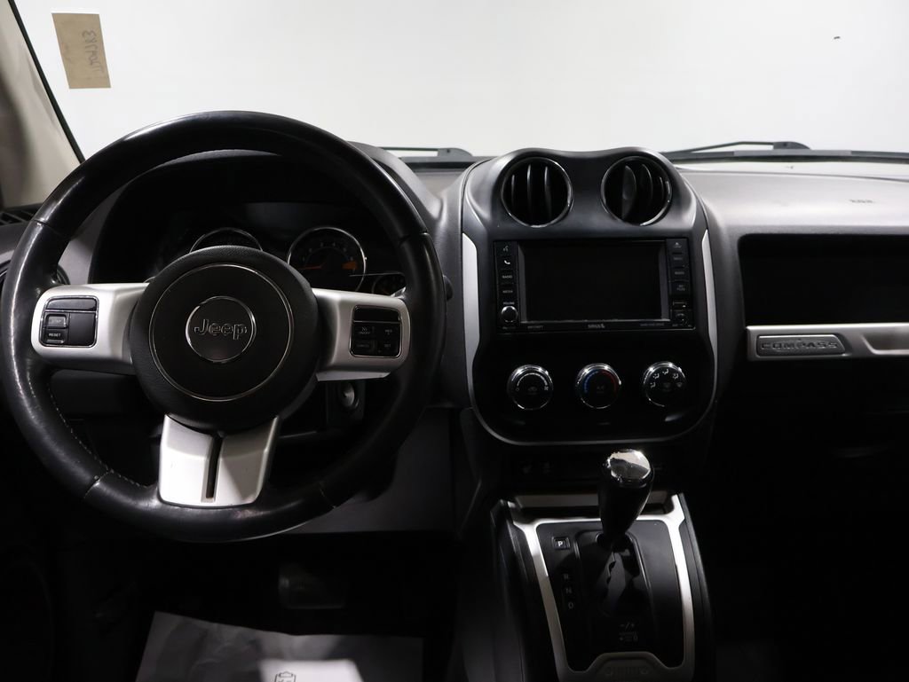 Used 2015 Jeep Compass High Altitude image 23