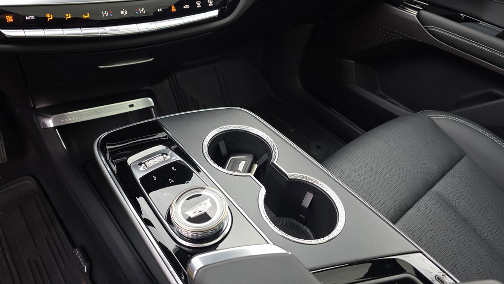 Certified 2025 Cadillac Lyriq Sport image 26