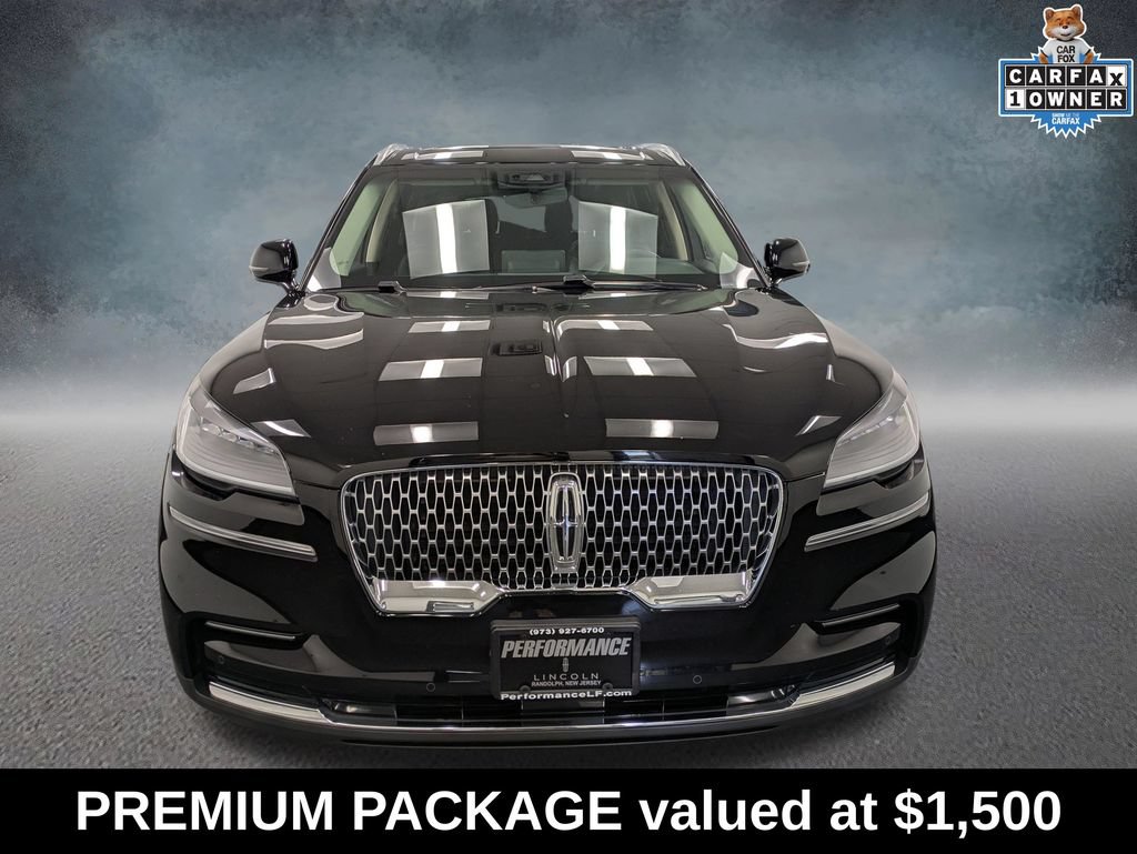 Used 2022 Lincoln Aviator AWD w/ Premium Package image 2