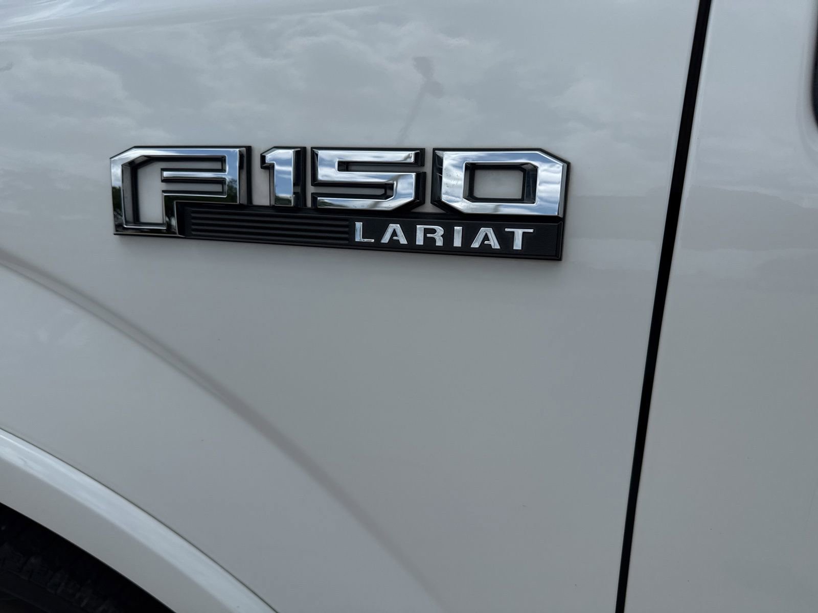 Used 2018 Ford F150 Lariat image 11